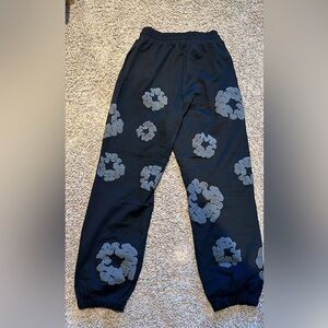 NEW Mens Black Denim Tears Cotton Wreath Sweatpants Bottoms Size XL